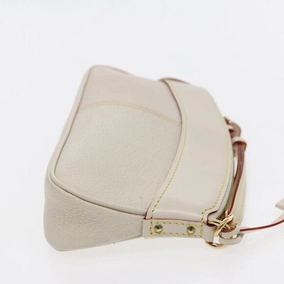 LOUIS VUITTON Suhari Lockit Clutch Bag Leather White M95629 LV Auth 94716A - Picture 5 of 15